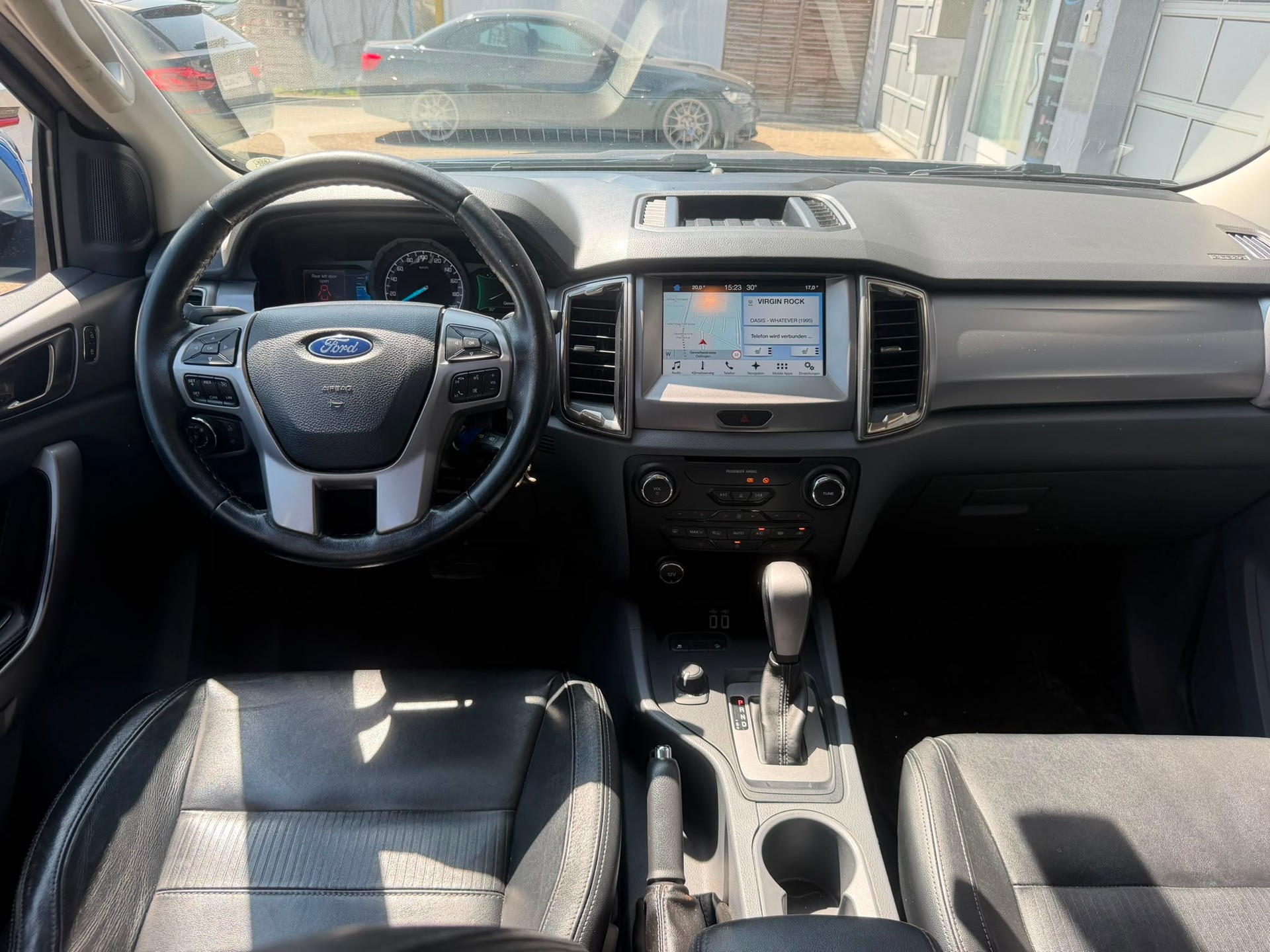 FORD Ranger LTD 3.2 TDCi 4x4 A-image-9