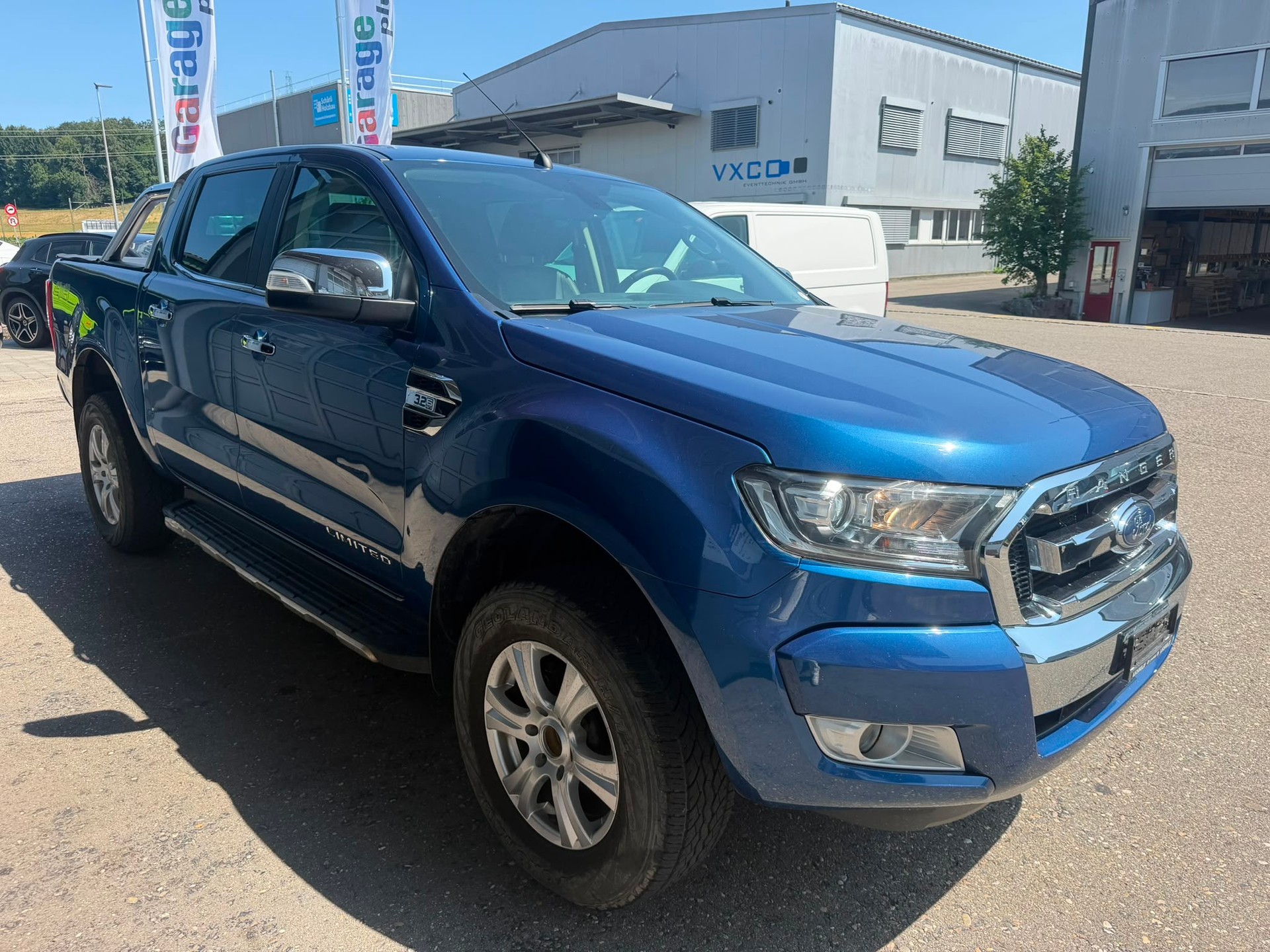 FORD Ranger LTD 3.2 TDCi 4x4 A-image-2