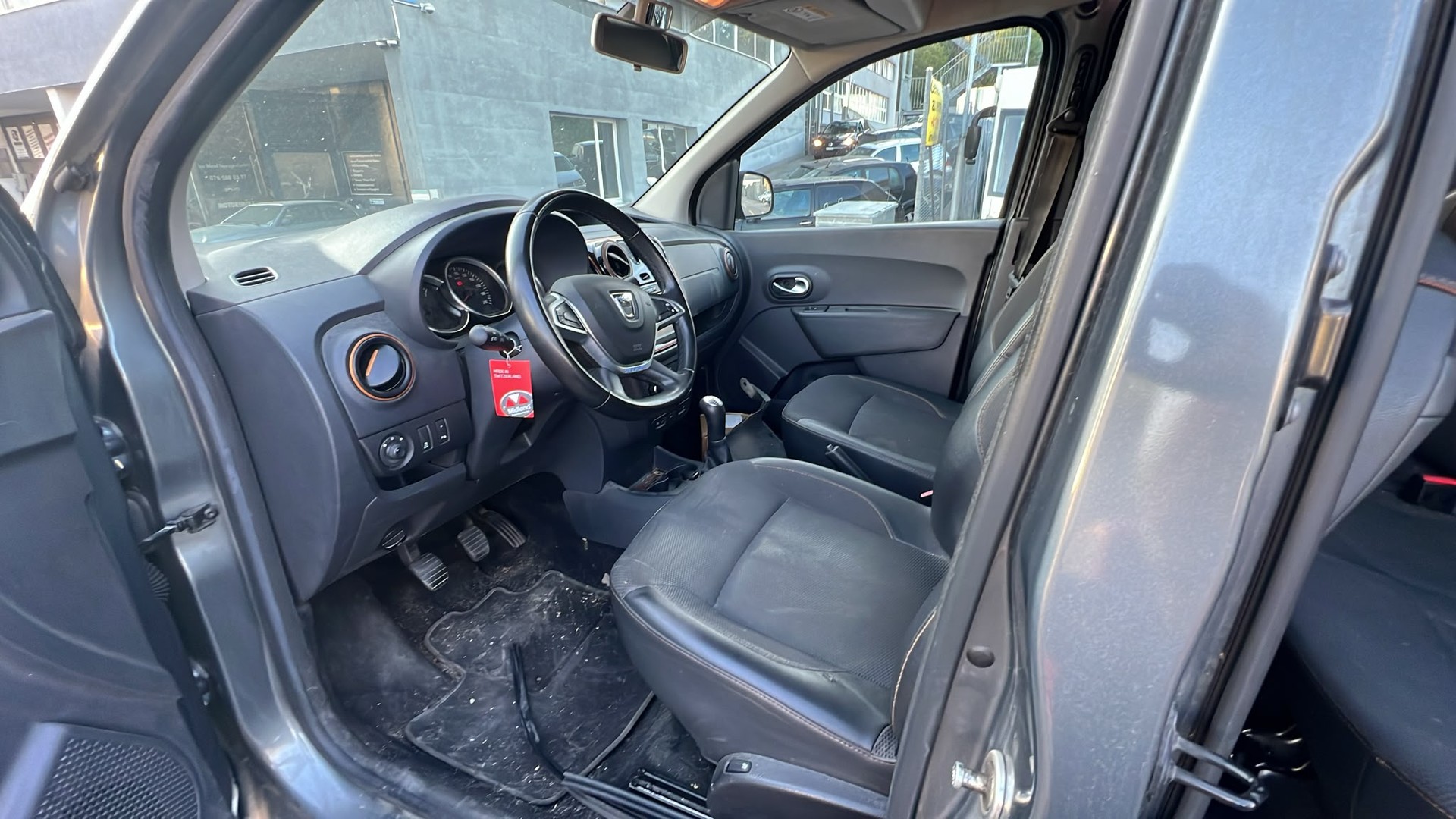 DACIA Dokker 1.2 T Stepway-image-5