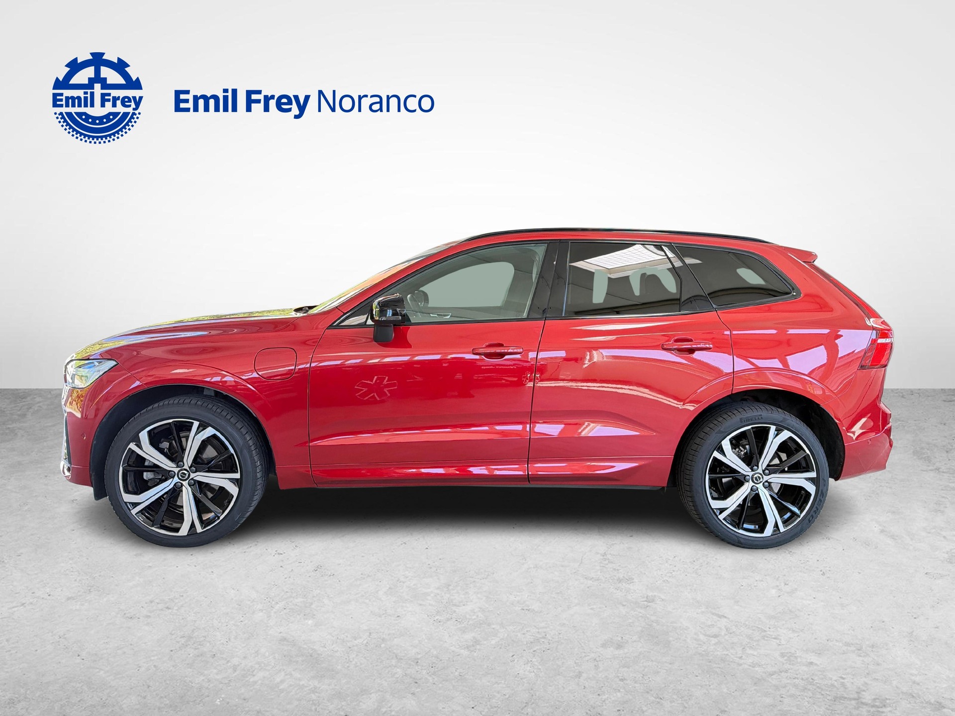 VOLVO XC60 2.0 T8 TE R-Design eAWD + Ruote invernali incluse-image-2