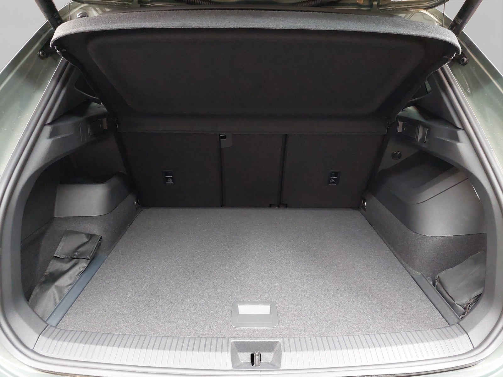 VW Tiguan 2.0 TSI United DSG 4Motion-image-10