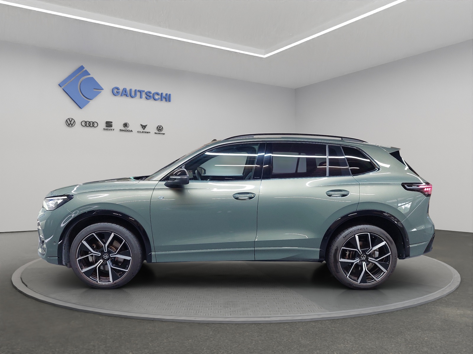 VW Tiguan 2.0 TSI United DSG 4Motion-image-1