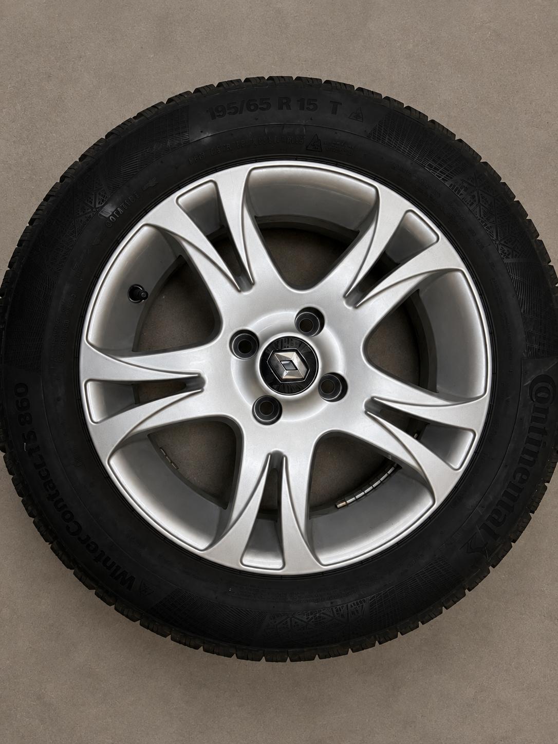 RENAULT Clio 1.2 16V T Intens EDC-image-12