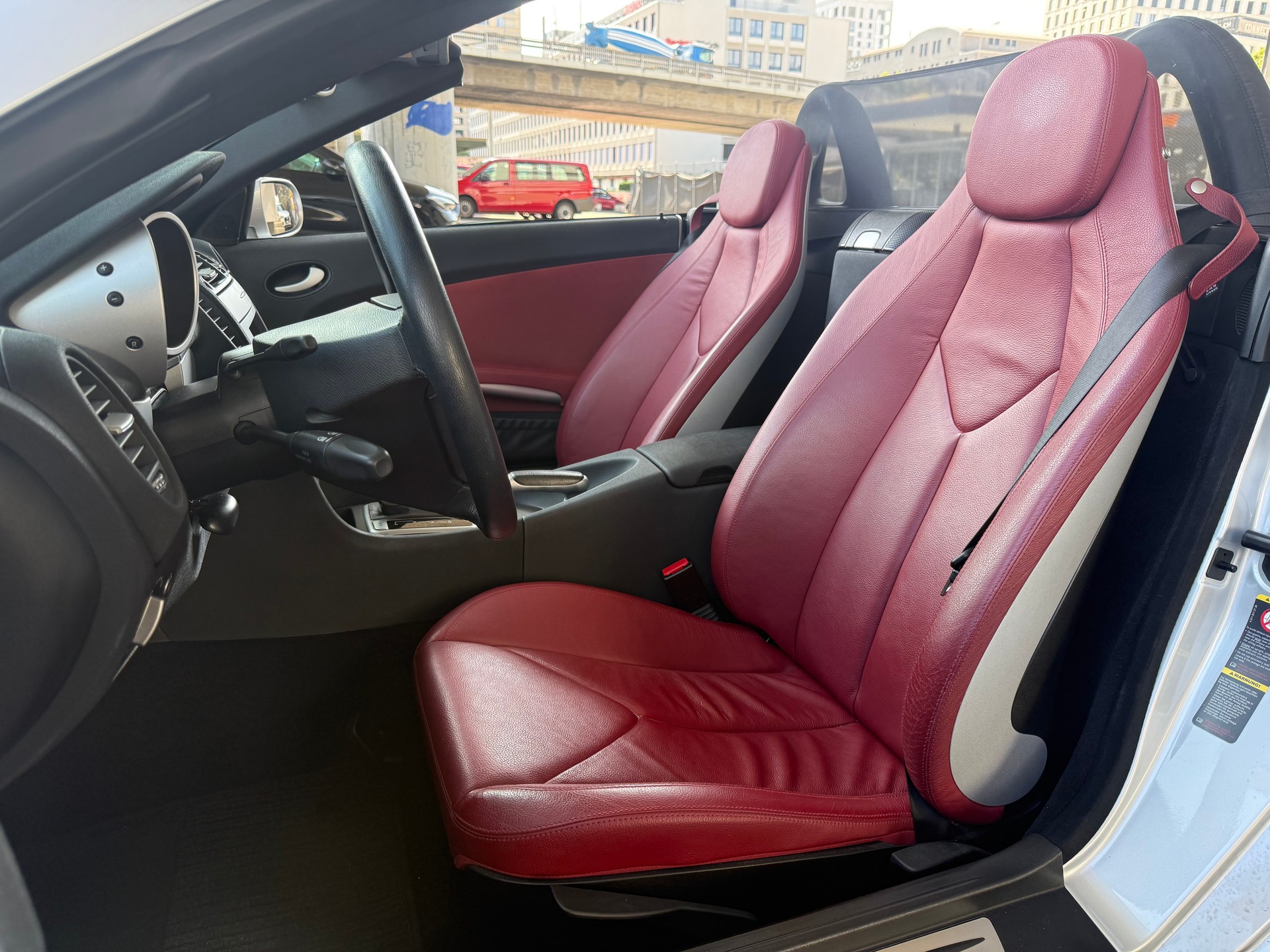MERCEDES-BENZ SLK 350-image-12