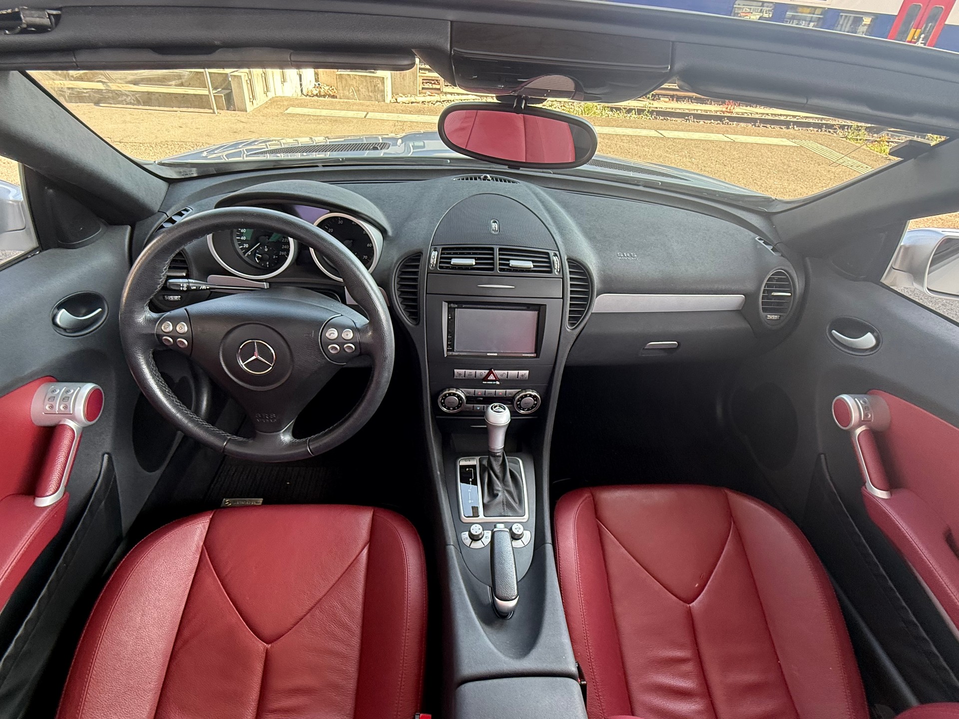 MERCEDES-BENZ SLK 350-image-10