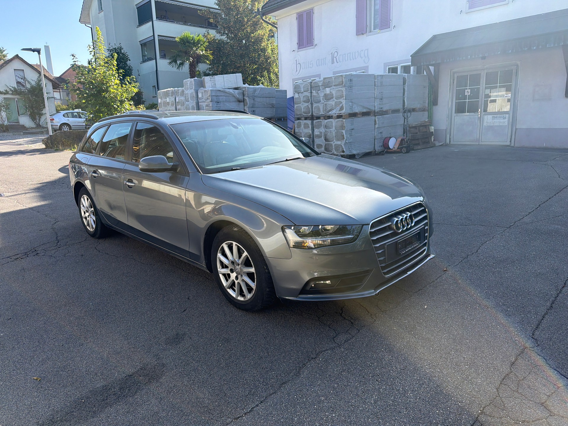 AUDI A4 Avant 2.0 TDI multitronic-image-5