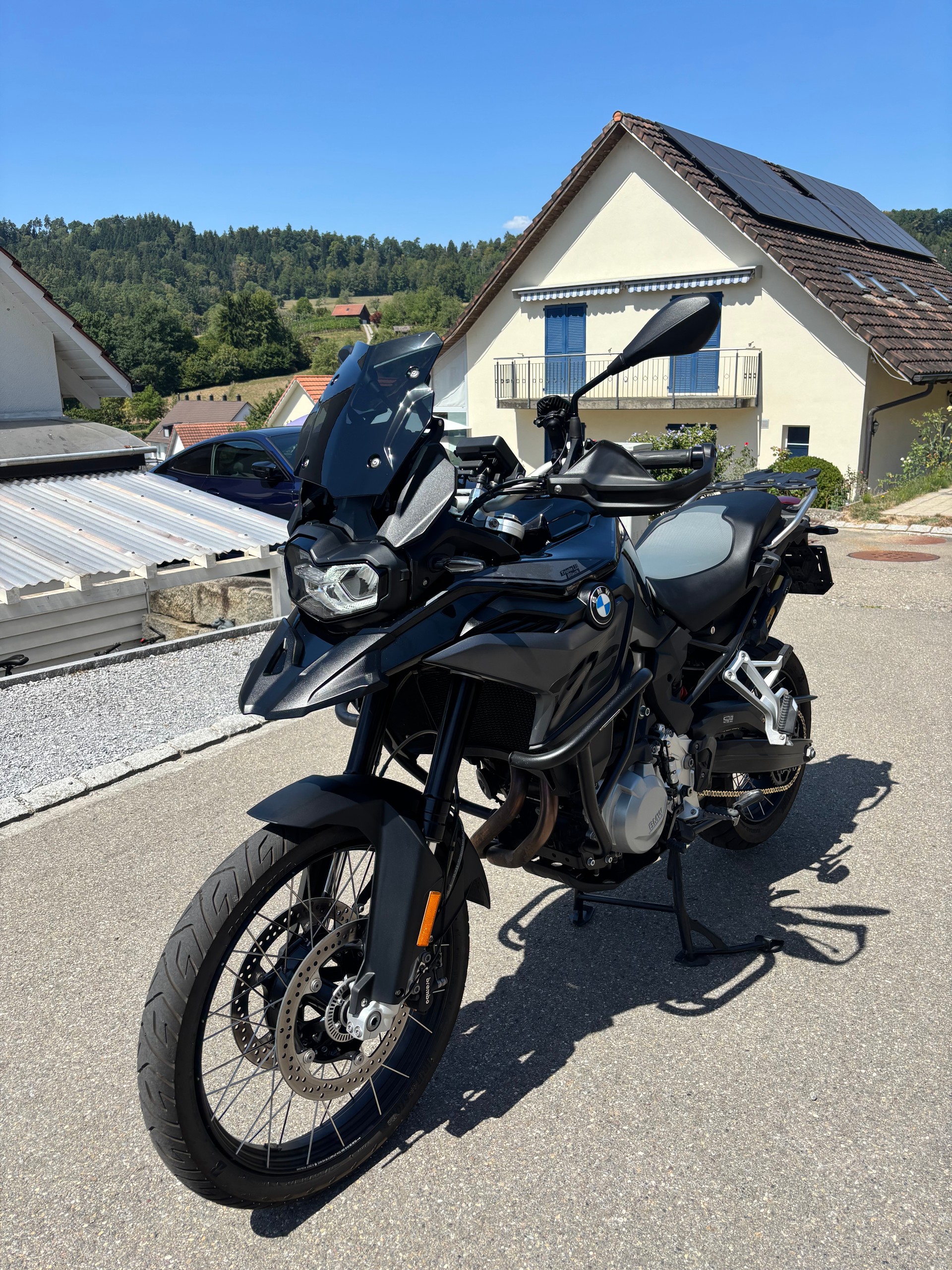 BMW F 850 GS-image-1