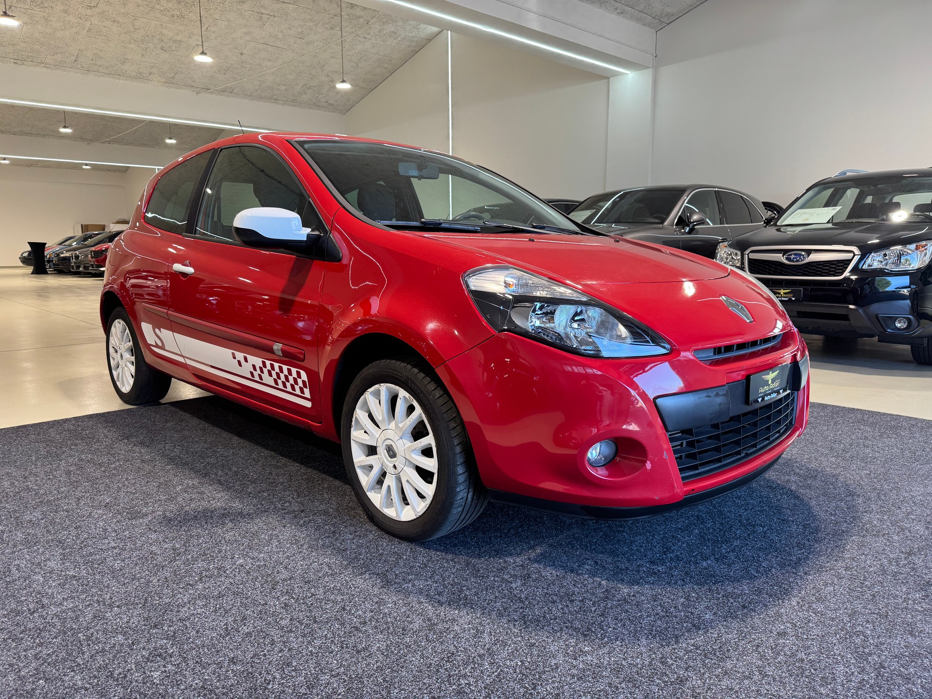 RENAULT Clio 1.2 16V Turbo S-image-2