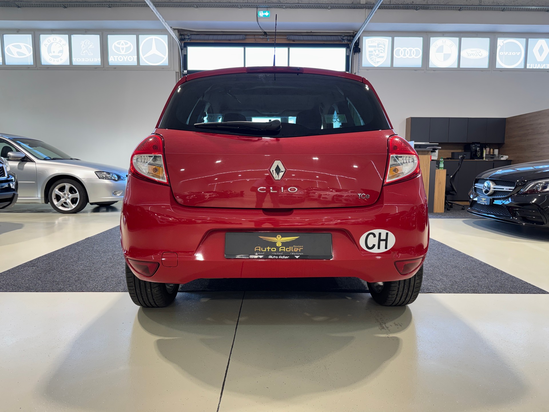 RENAULT Clio 1.2 16V Turbo S-image-5