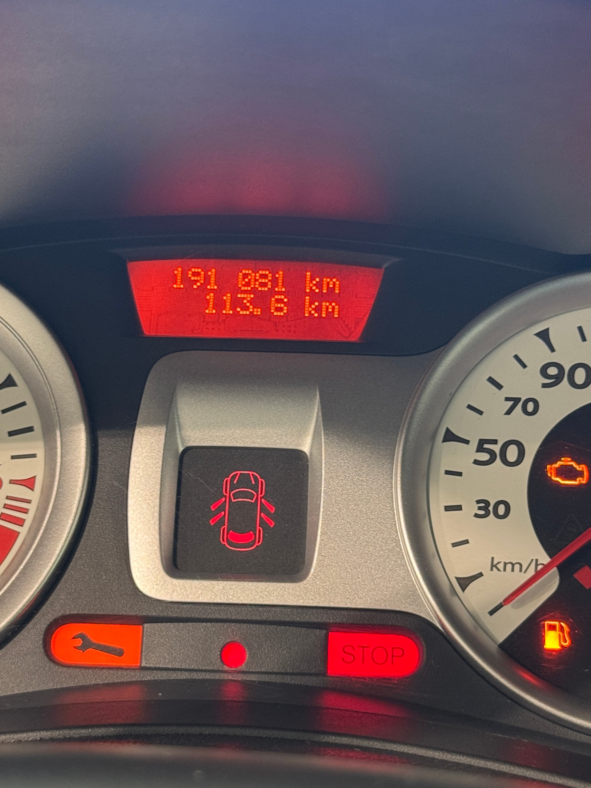 RENAULT Clio 1.2 16V Turbo S-image-19