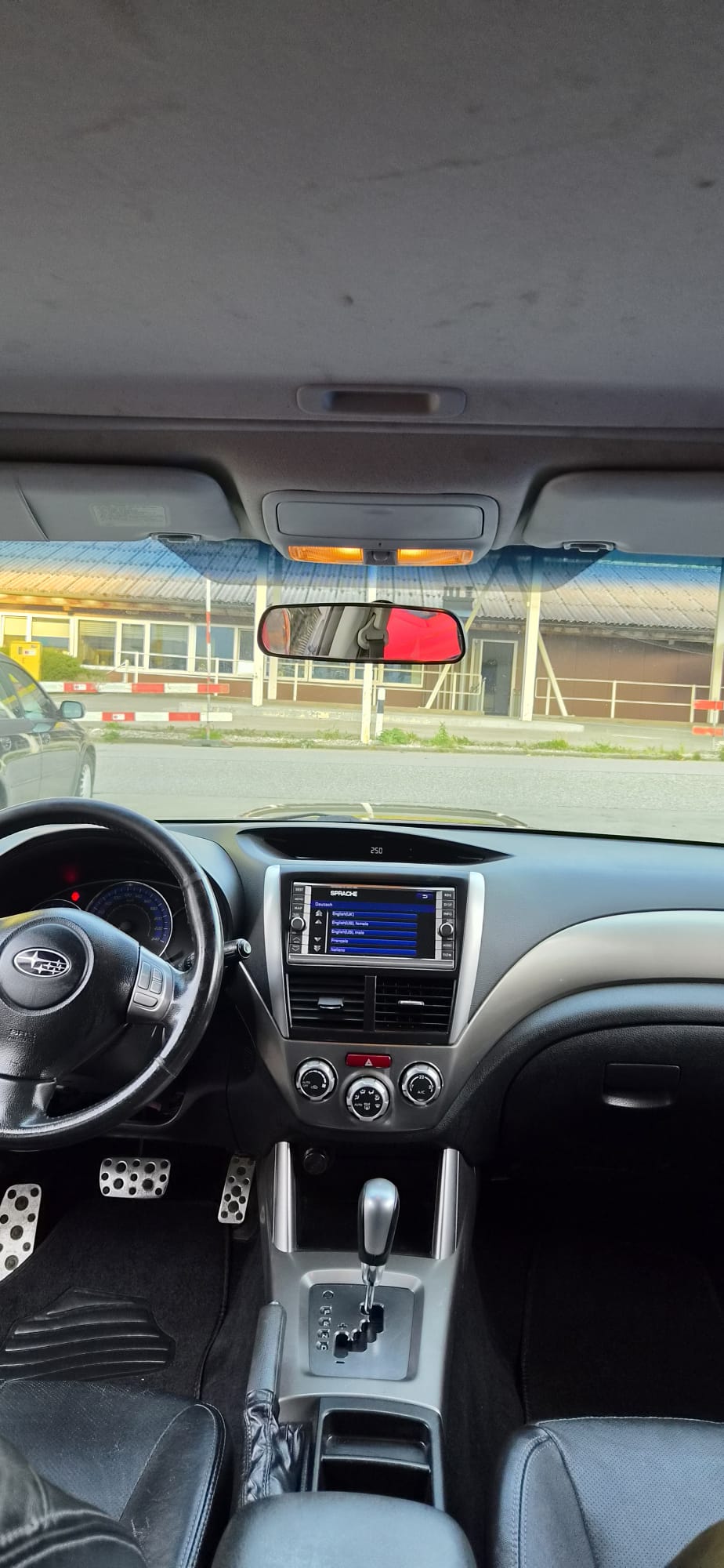 SUBARU Forester 2.5XT Comfort Automatic-image-2