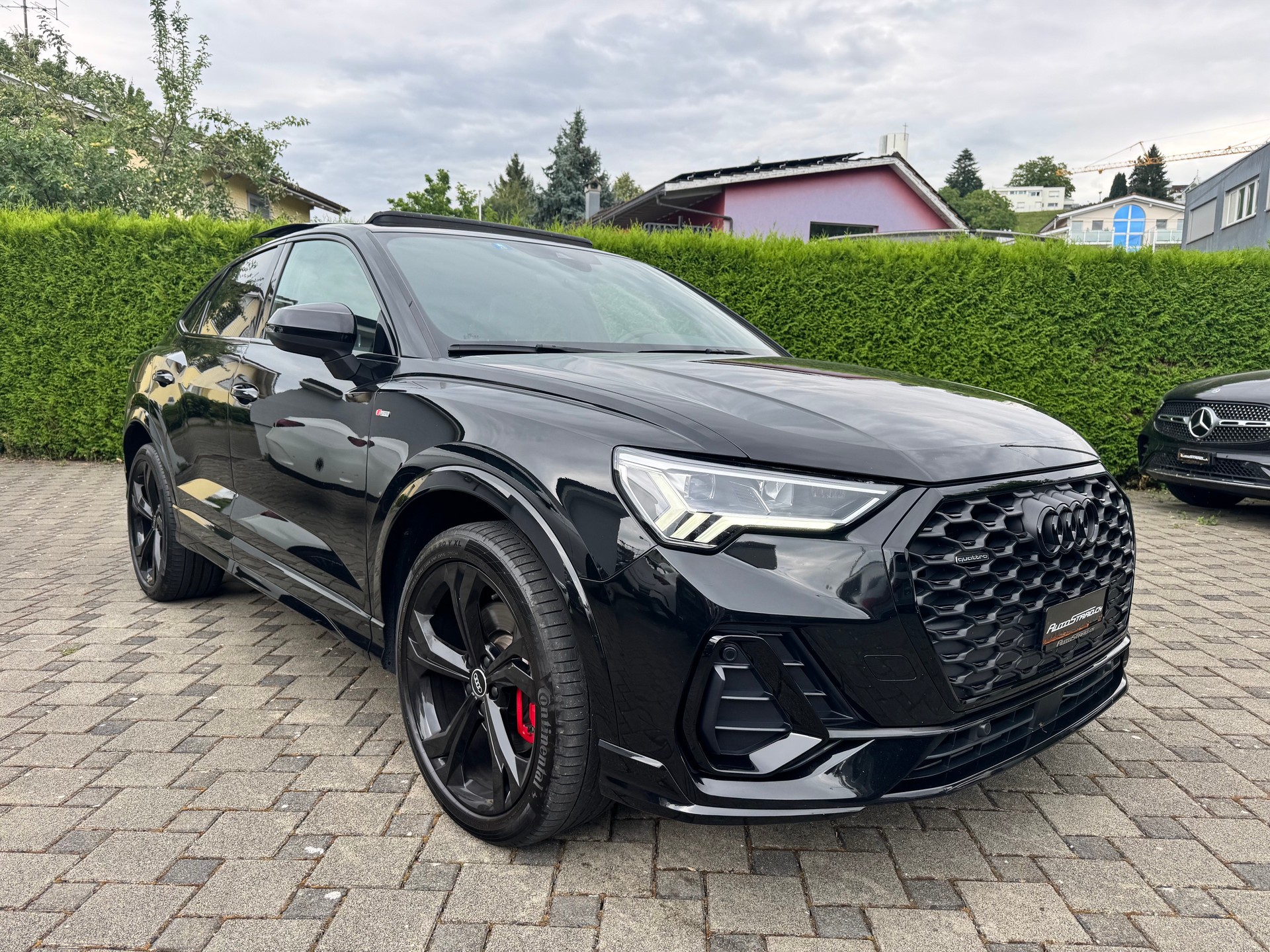 AUDI Q3 Sportback 40 TDI S line quattro S-tronic-showroom-element-2