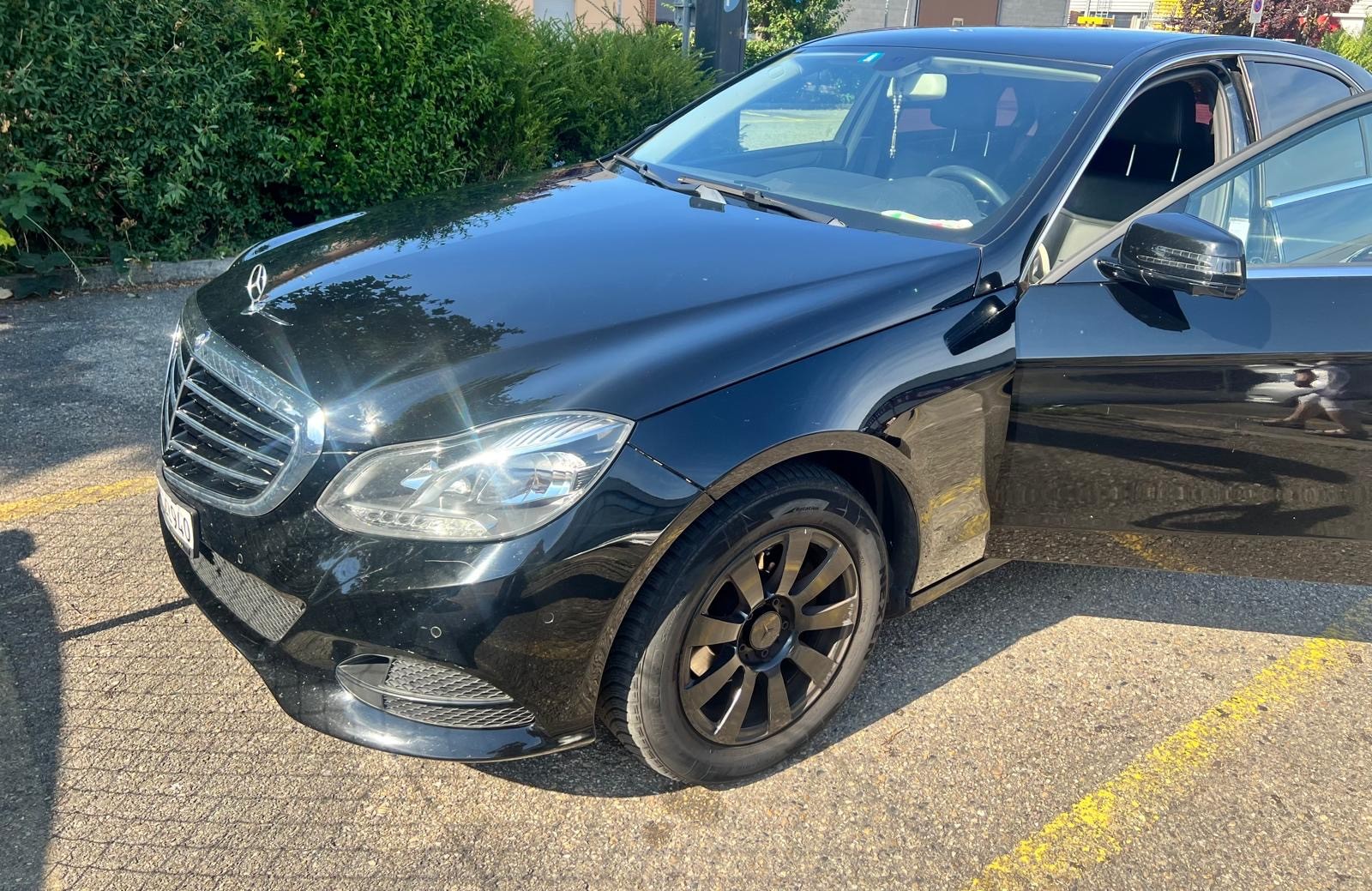 MERCEDES-BENZ E 200 BlueTEC 7G-Tronic-image-8