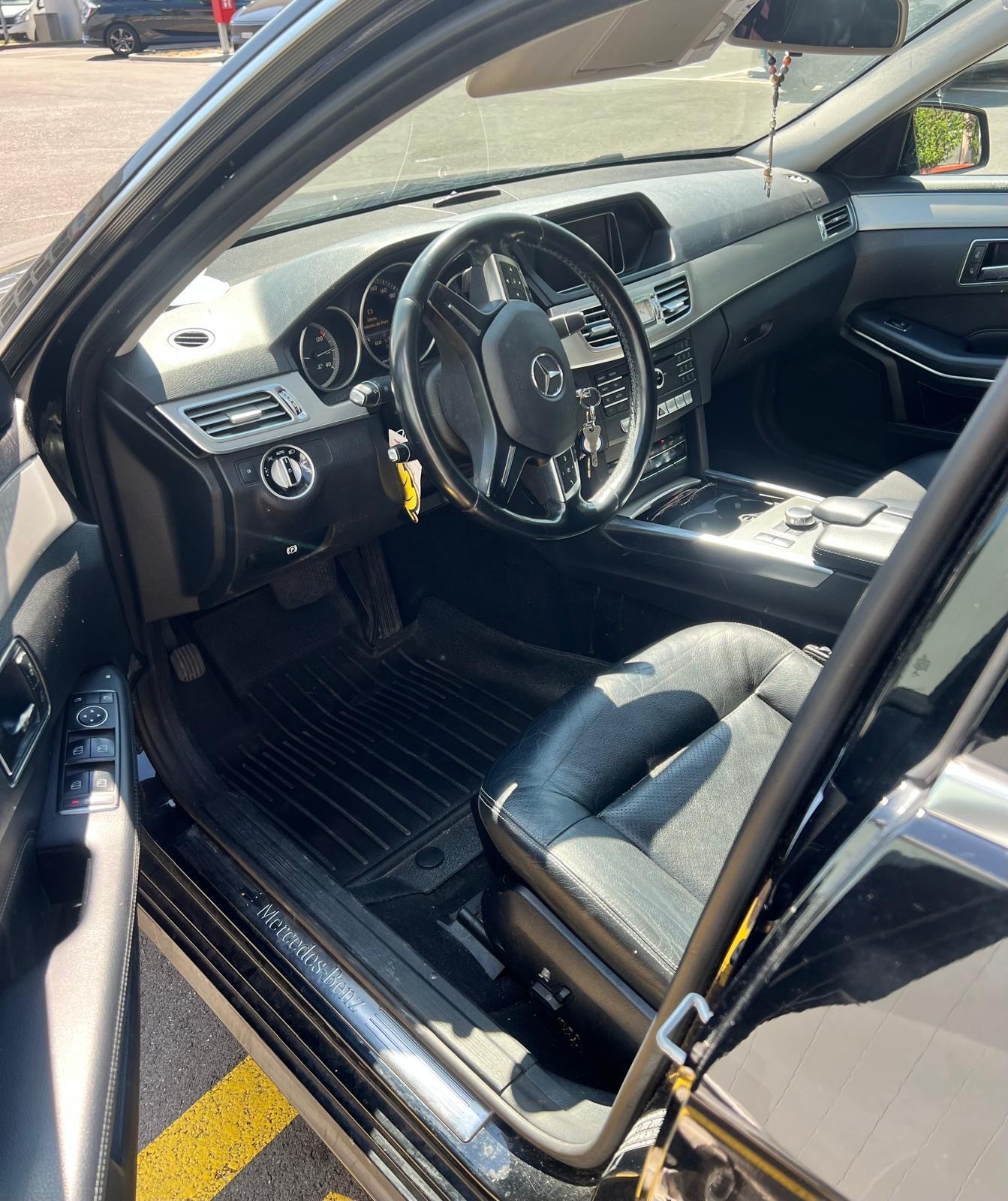 MERCEDES-BENZ E 200 BlueTEC 7G-Tronic-image-11