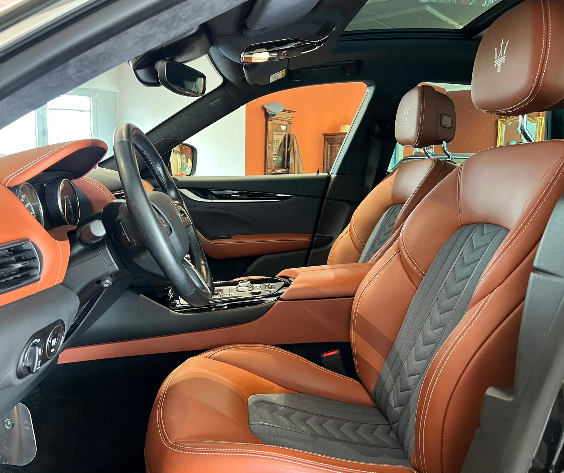 MASERATI Levante S 3.0 V6 GranLusso 430PS Automatica *Ermenegildo Zegna Edition* Neues Facelift Modell-image-4