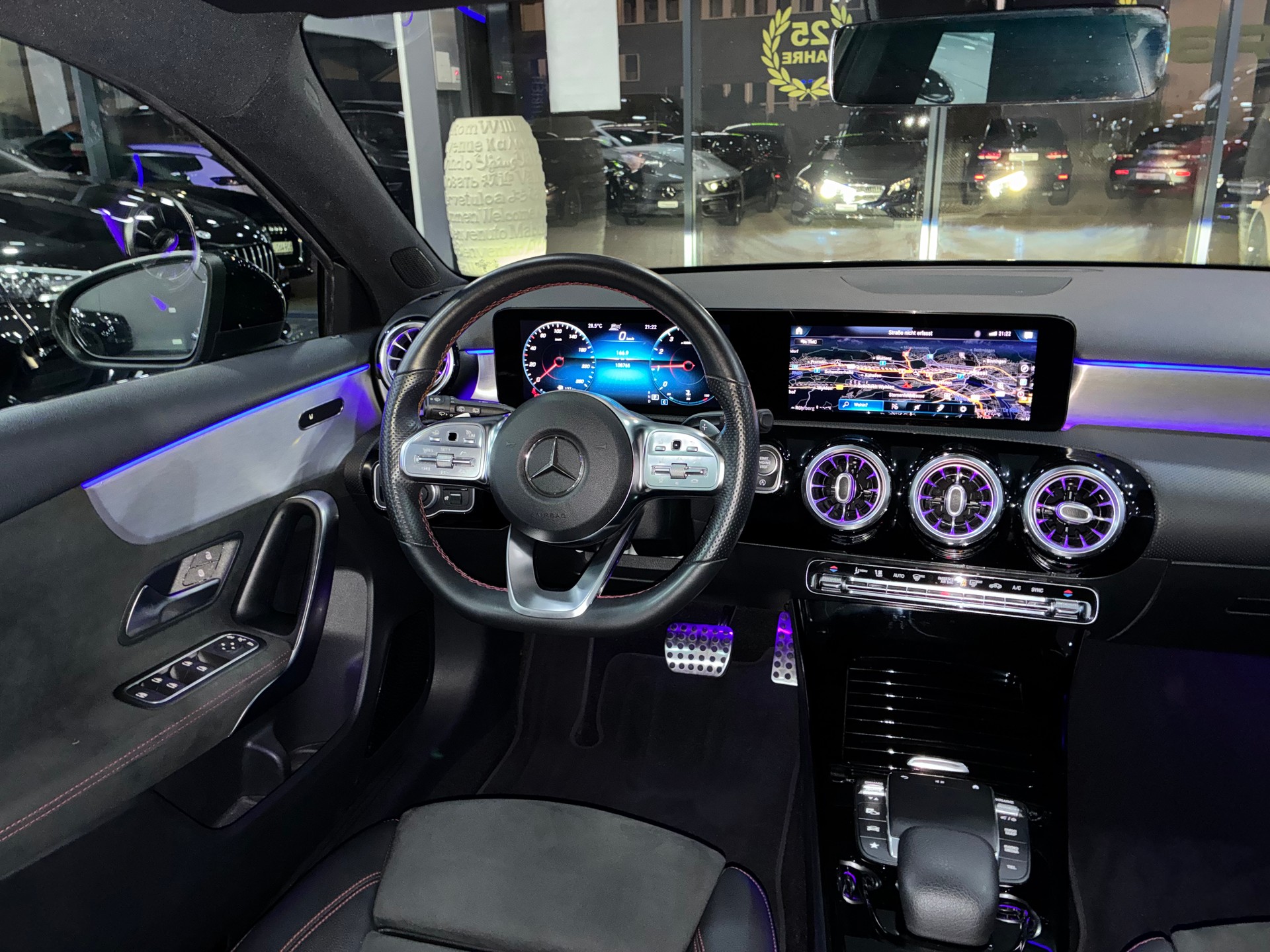 MERCEDES-BENZ A 180 Night Star AMG Line 7G-DCT-image-8