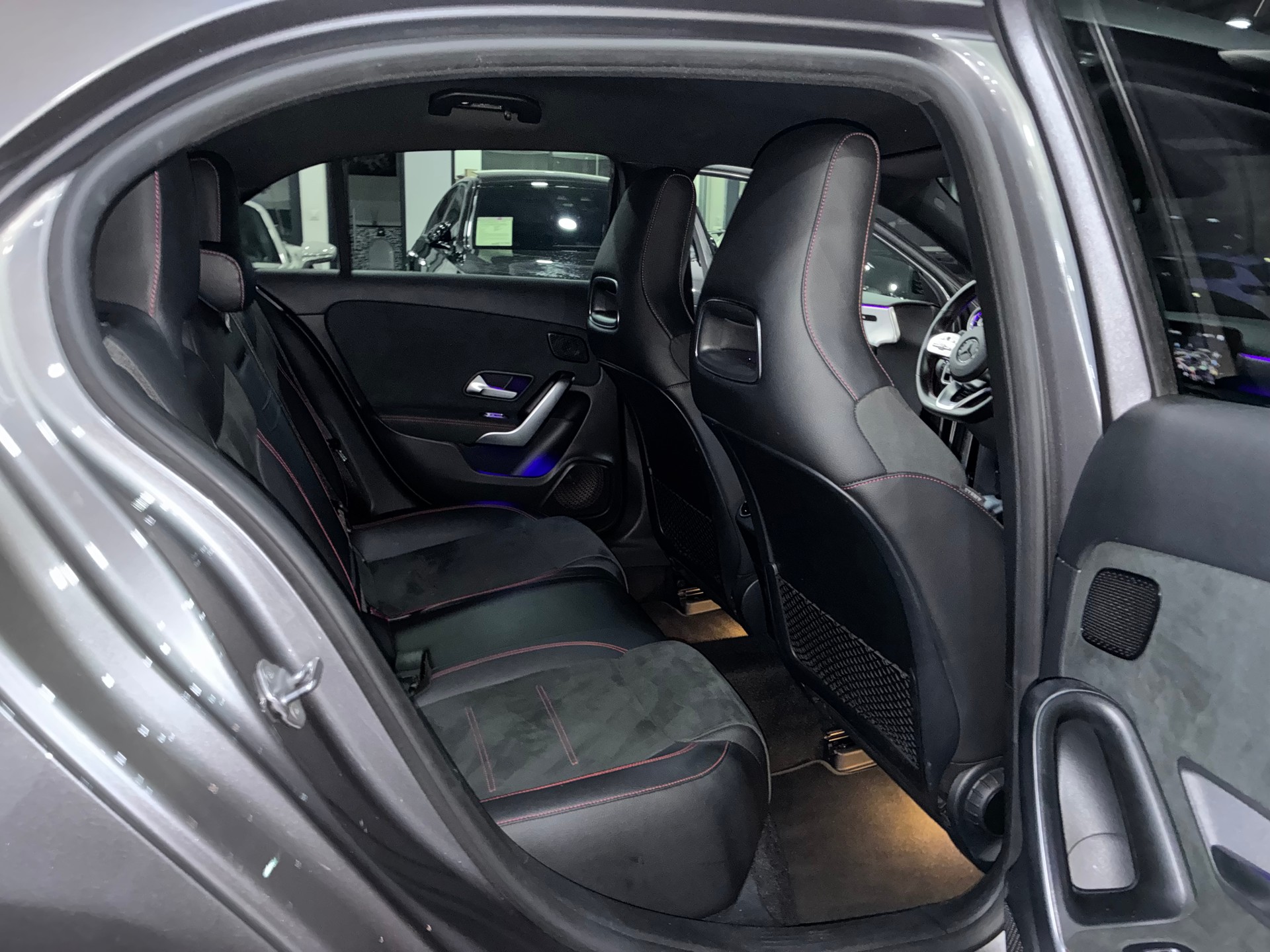 MERCEDES-BENZ A 180 Night Star AMG Line 7G-DCT-image-11