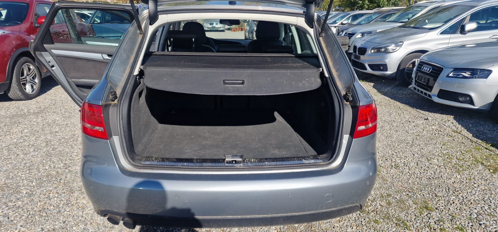 AUDI A4 Avant 1.8 TFSI quattro-image-10