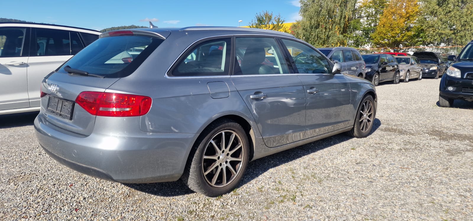 AUDI A4 Avant 1.8 TFSI quattro-image-2