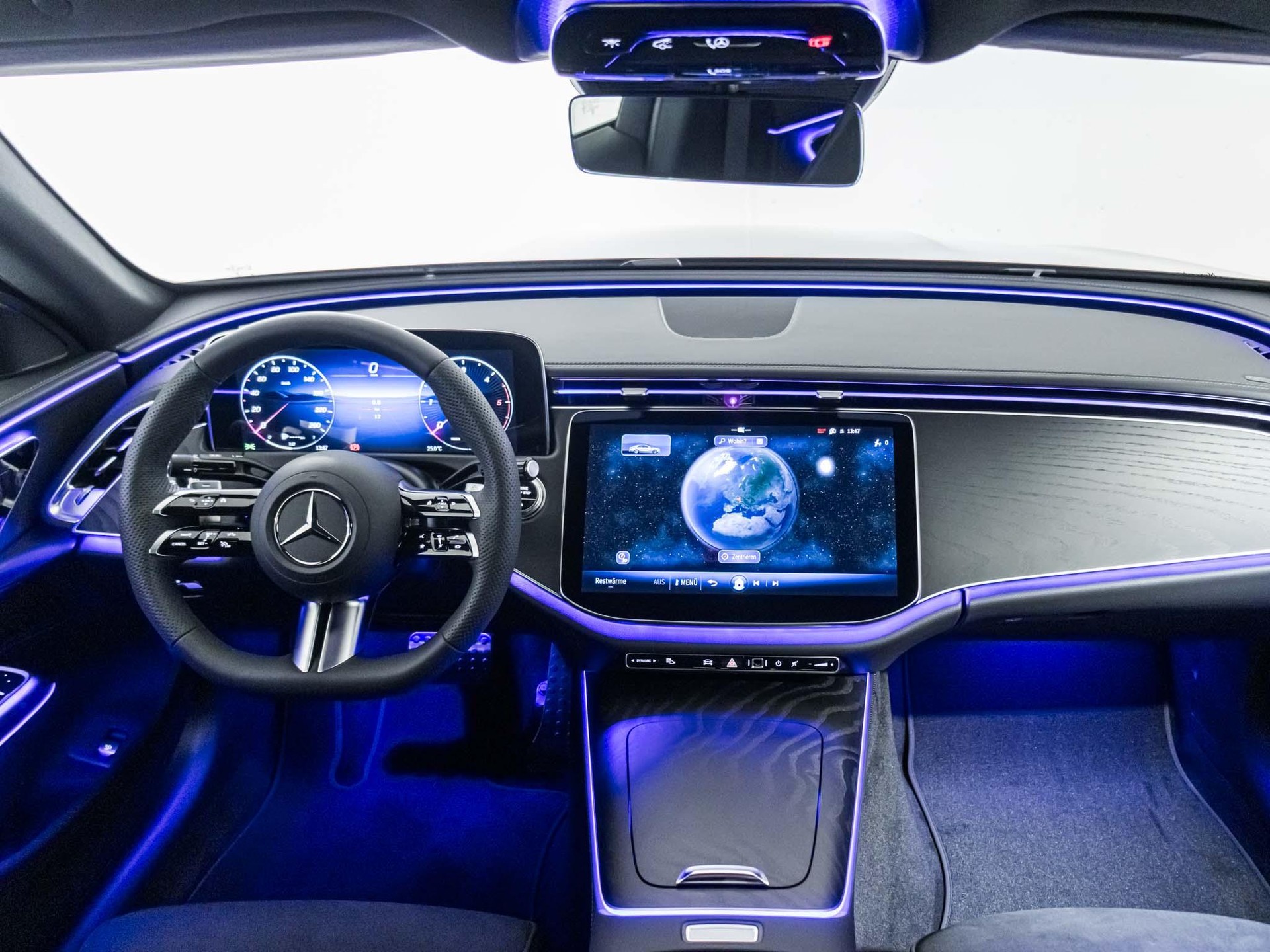 MERCEDES-BENZ E 220 d 4MATIC-image-10