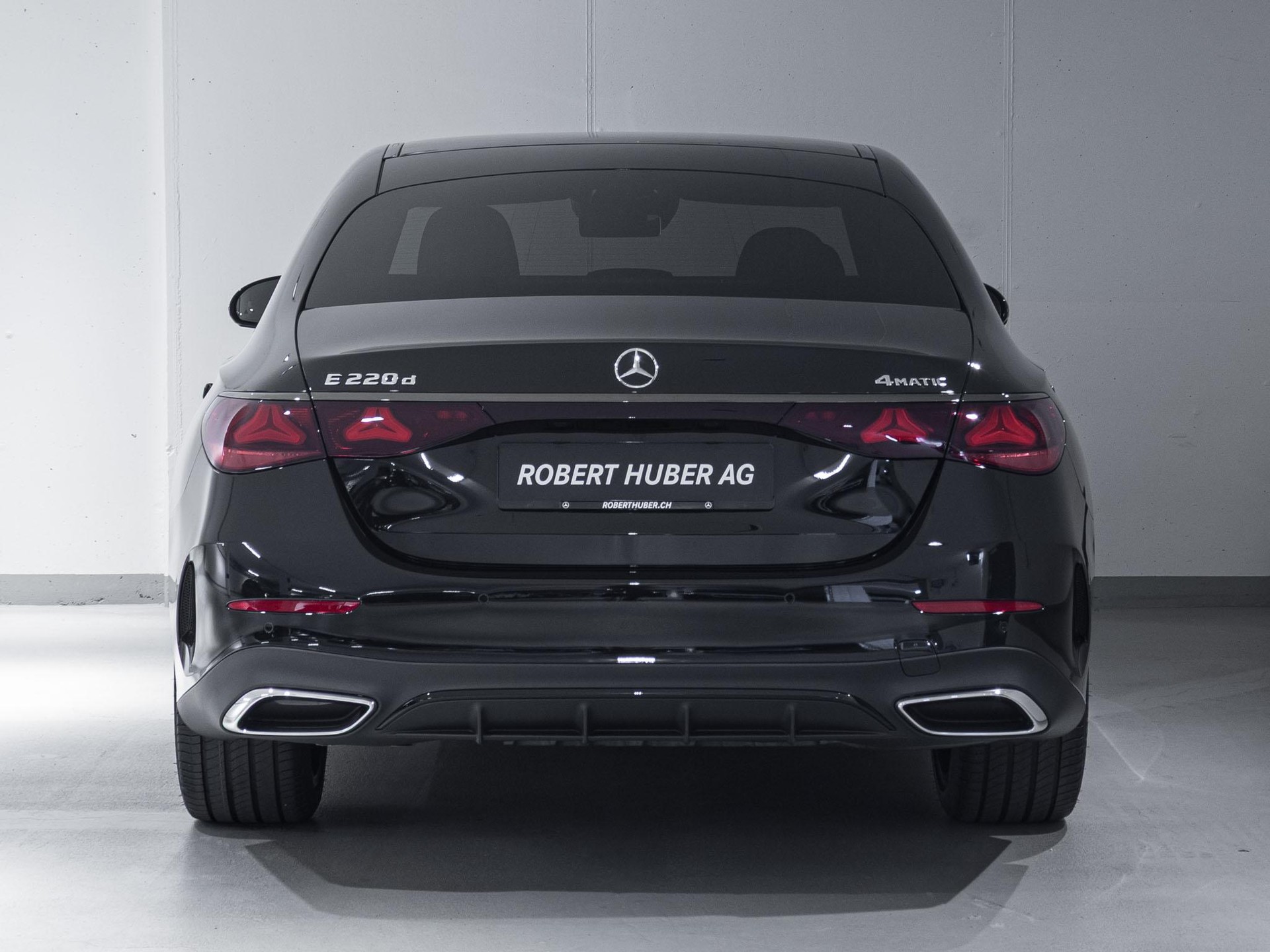MERCEDES-BENZ E 220 d 4MATIC-image-5