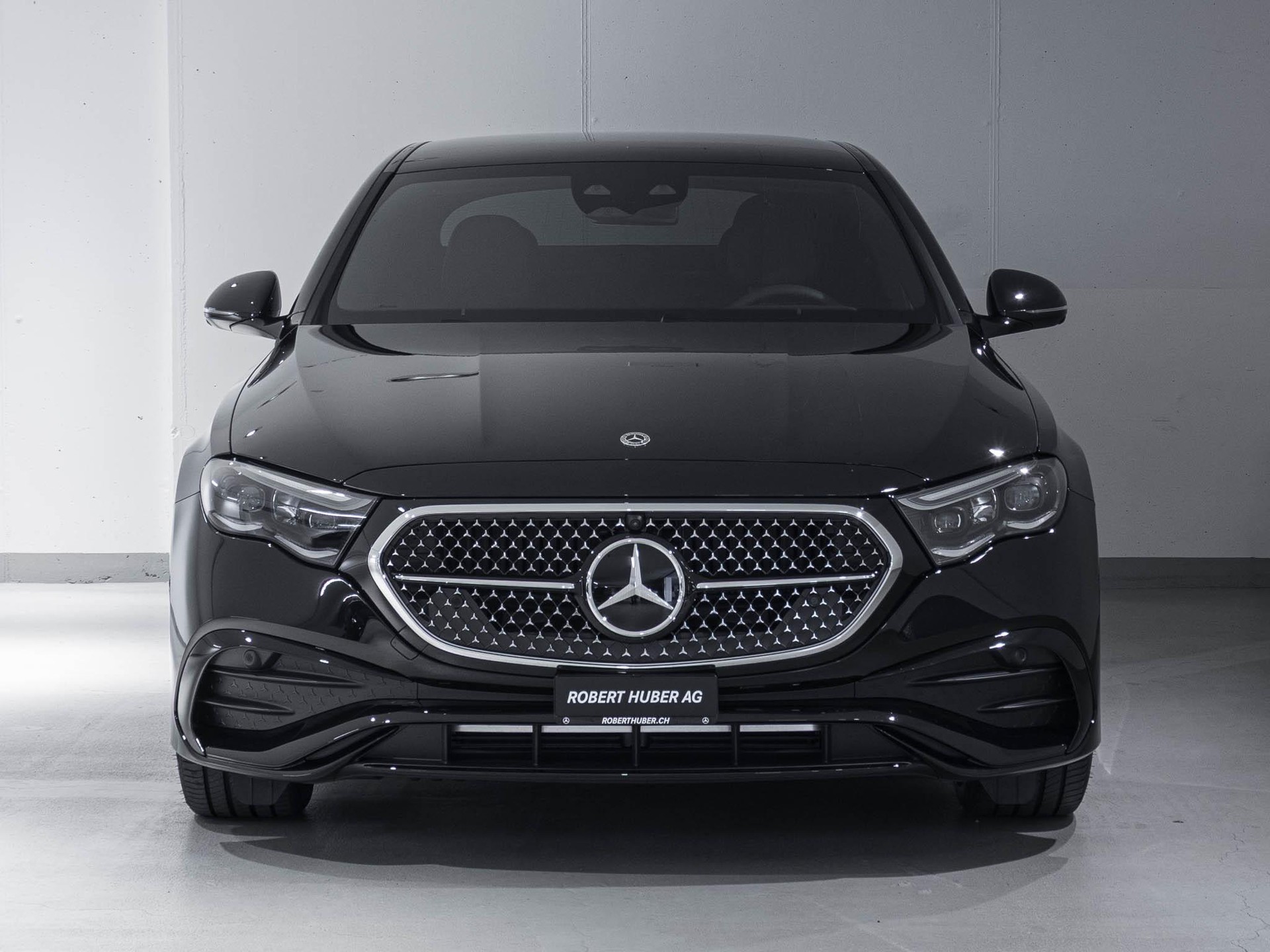MERCEDES-BENZ E 220 d 4MATIC-image-2