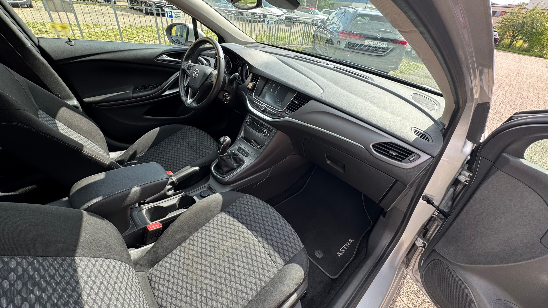 OPEL Astra 1.4i Turbo Excellence-image-8