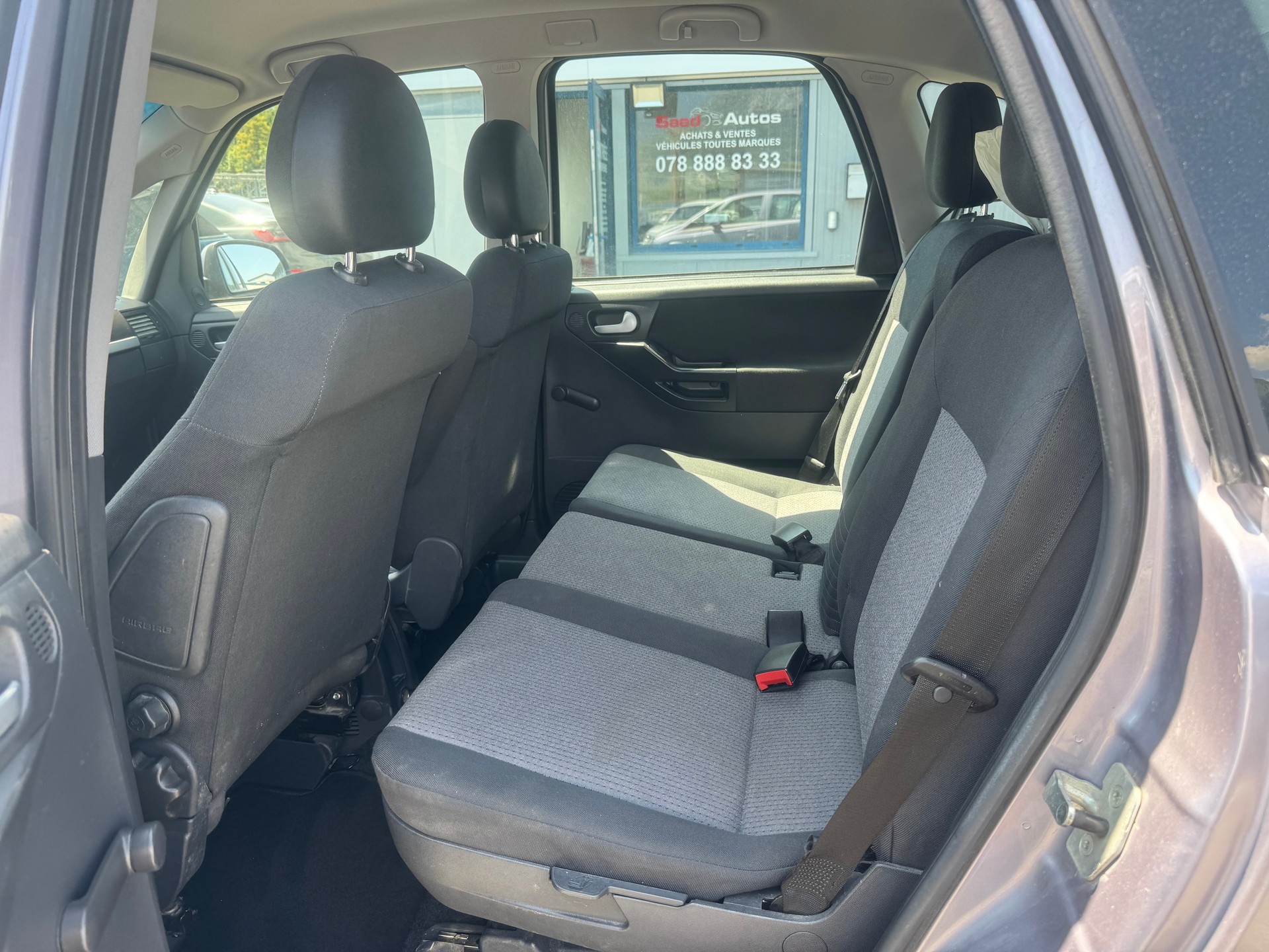 OPEL Meriva 1.8i 16V Cosmo-image-8