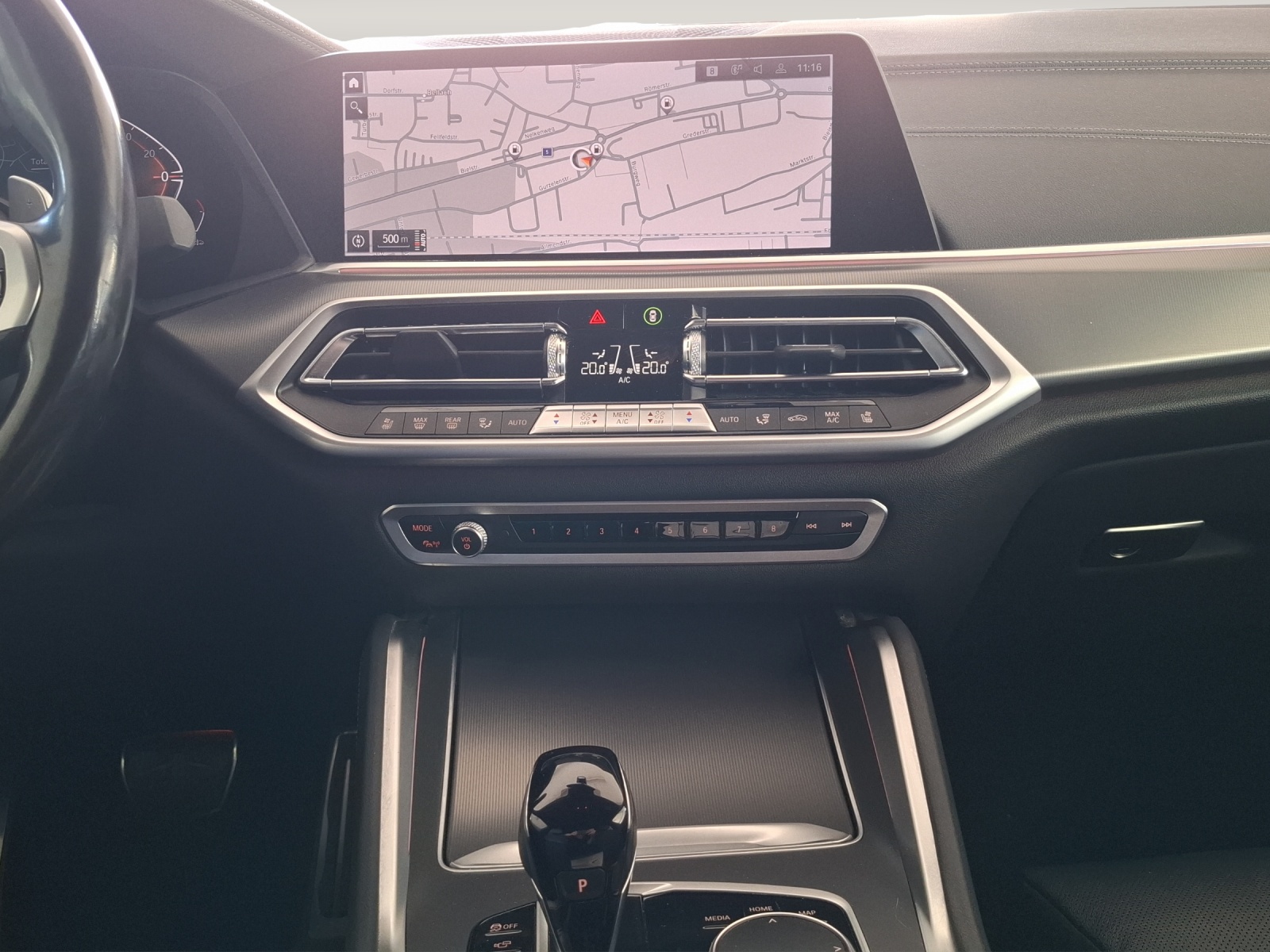 BMW X6 xDrive 48V 30d M Sport Steptronic // 1.Hand // CH Fahrzeug-image-13