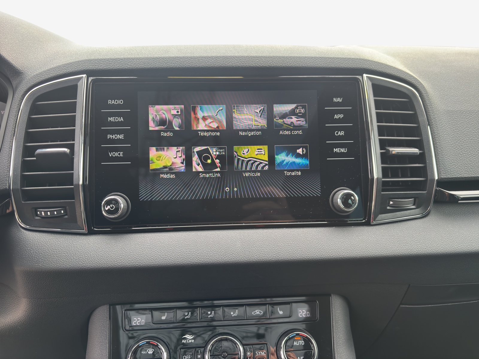 SKODA Karoq 1.5 TSI Dynamic DSG-image-10