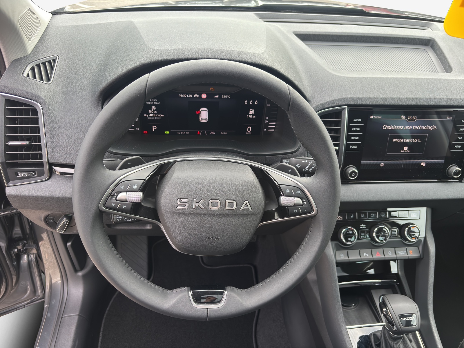 SKODA Karoq 1.5 TSI Dynamic DSG-image-9