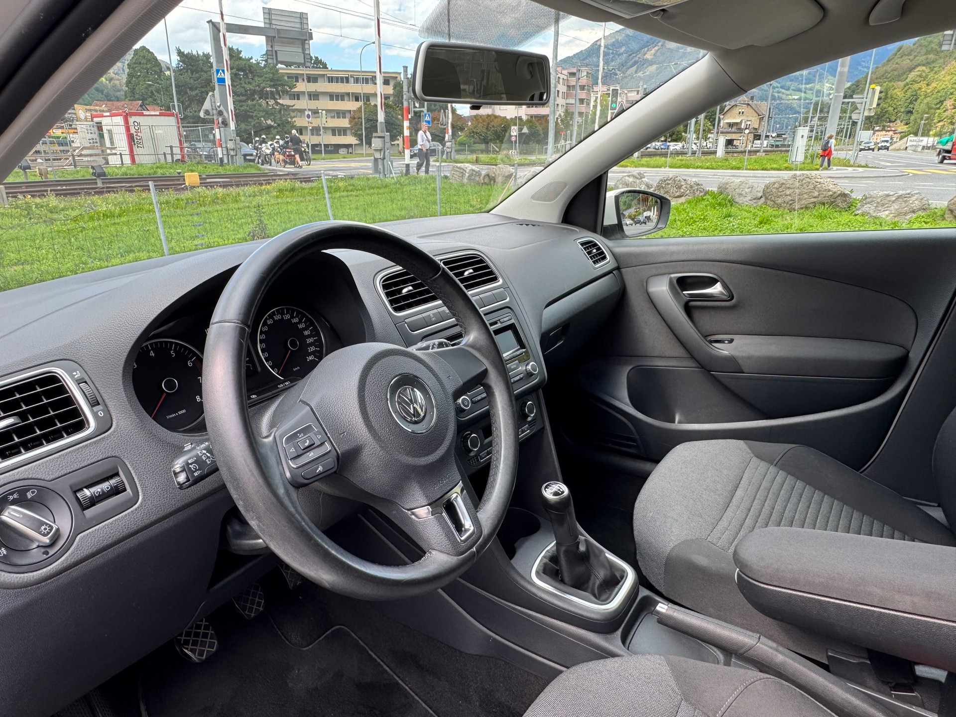 VW Polo 1.4 16V Comfortline-image-8