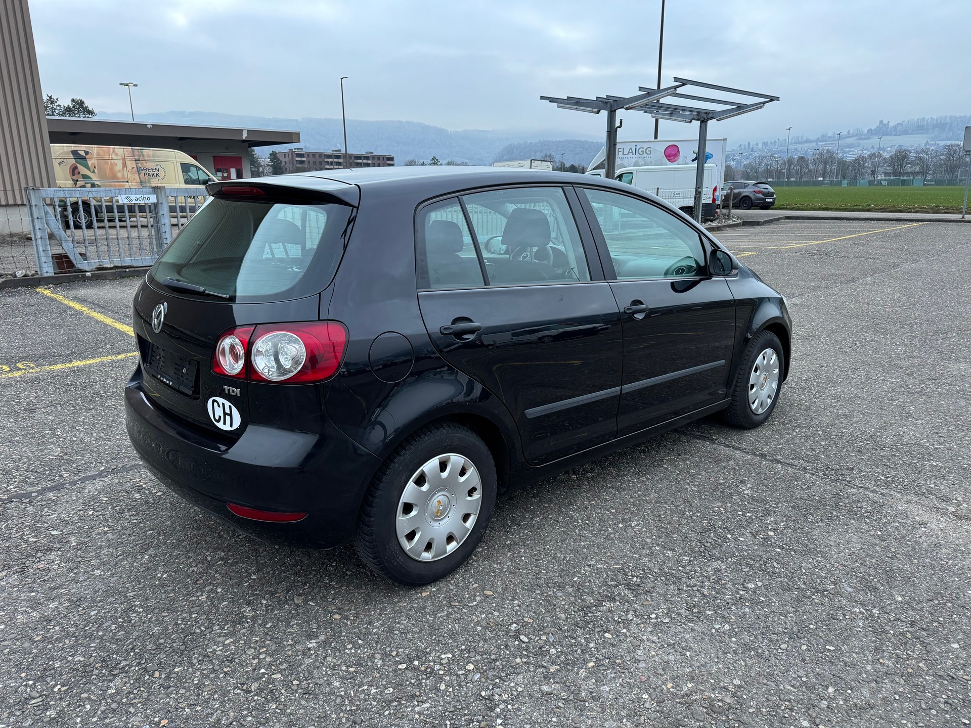 VW Golf Plus 1.6 TDI Trendline-image-5