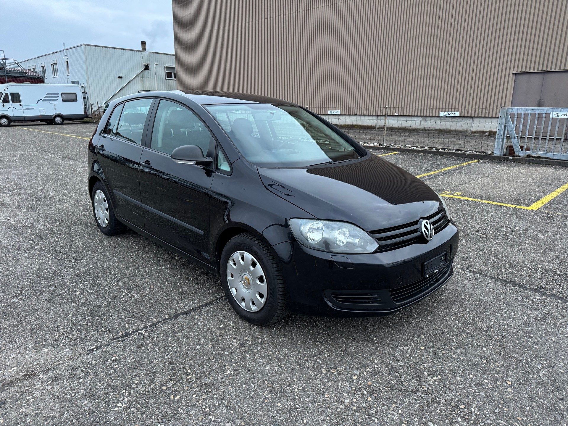 VW Golf Plus 1.6 TDI Trendline-image-2