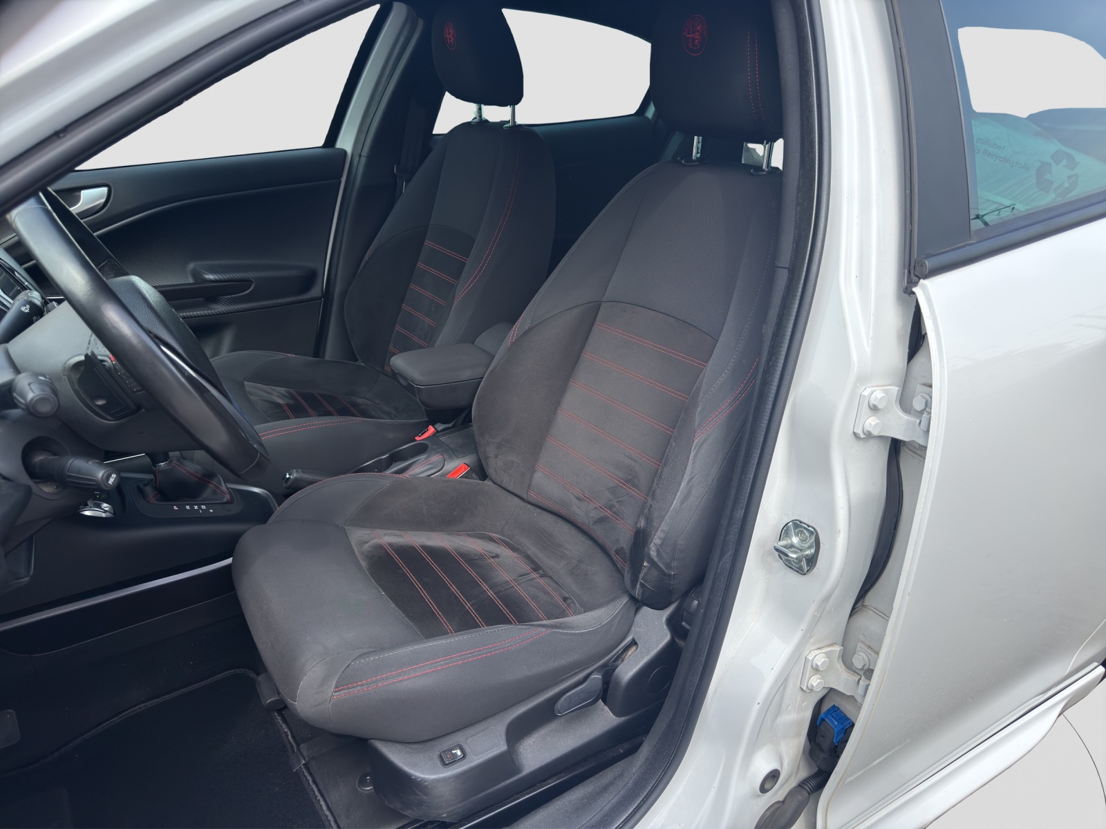 ALFA ROMEO Giulietta 1.4 MultiAir Exclusive TCT-image-6