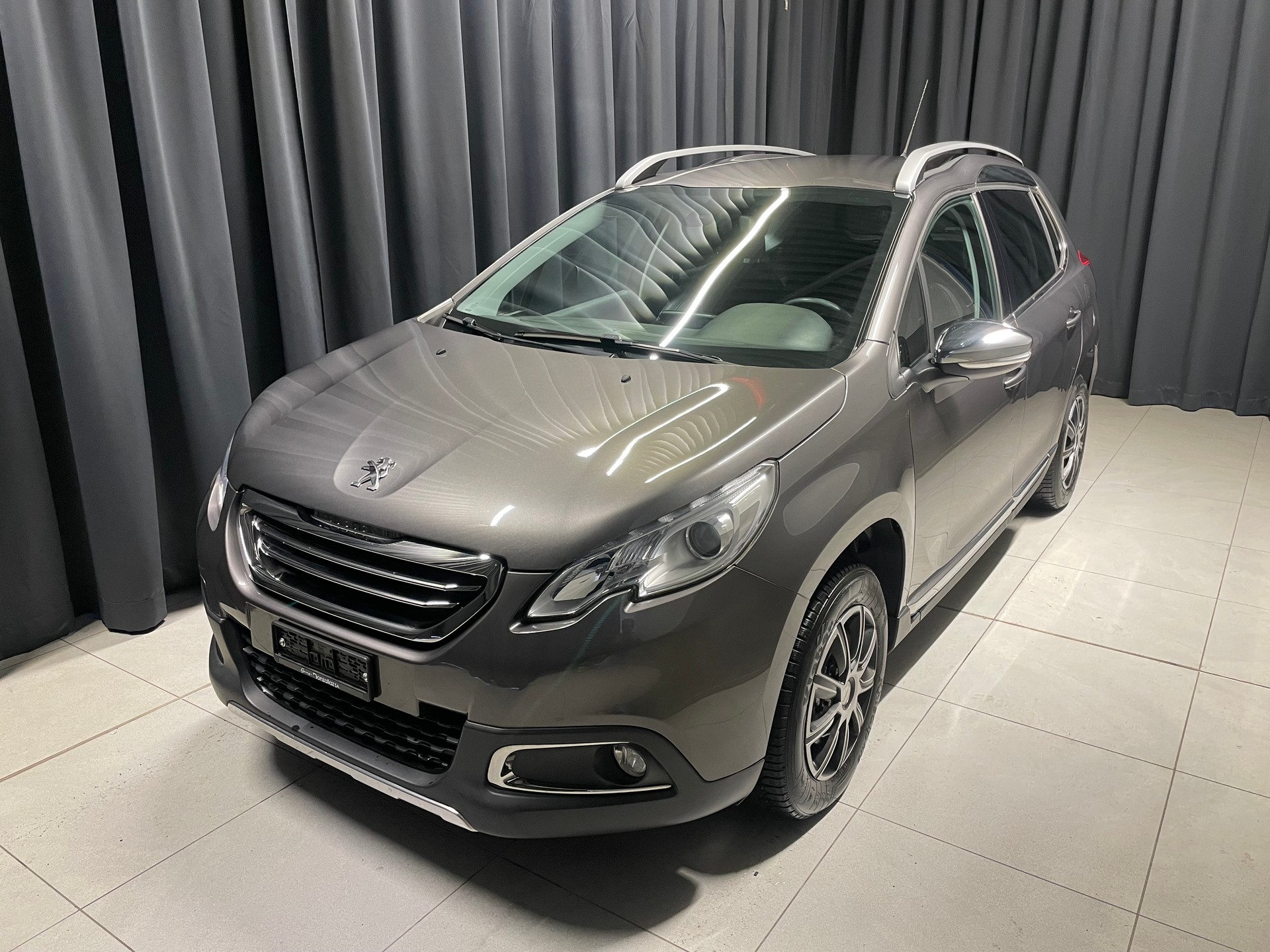 PEUGEOT 2008 1.2 PureTech Allure EAT6 (20)-image-2
