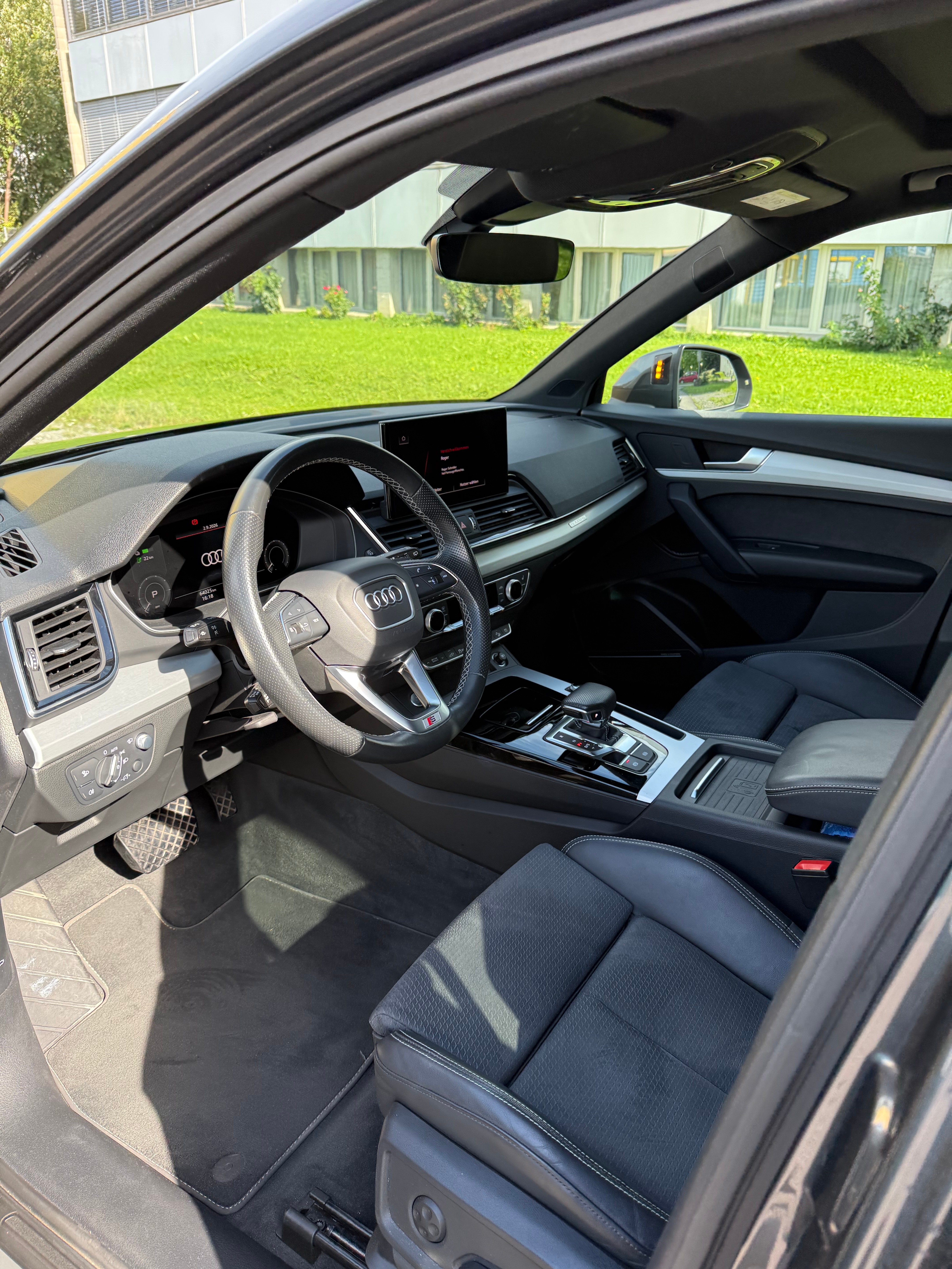 AUDI 2.0 50 TFSI e S Line quattro S-Tronic — slika 13