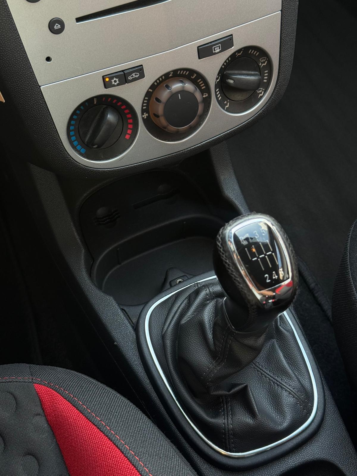 OPEL Corsa 1.6 Turbo GSi / MFK 08.2026-image-13