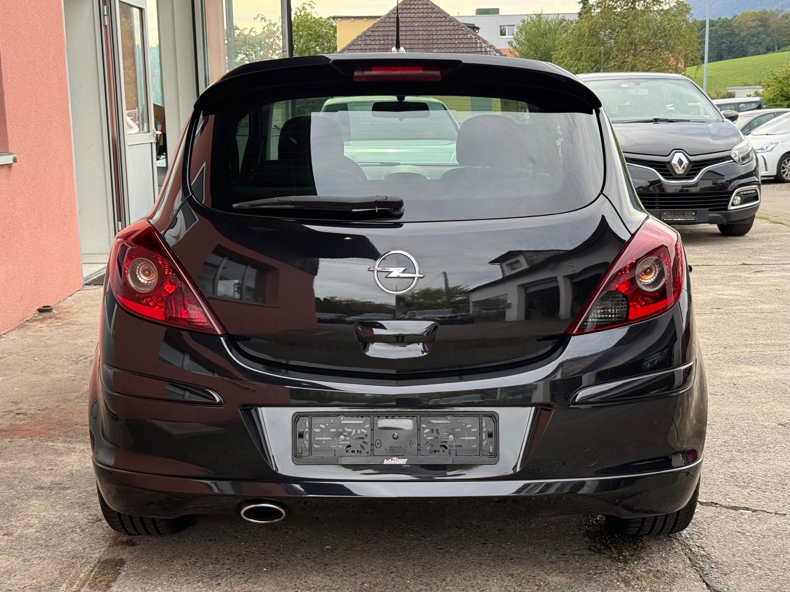 OPEL Corsa 1.6 Turbo GSi / MFK 08.2026-image-4