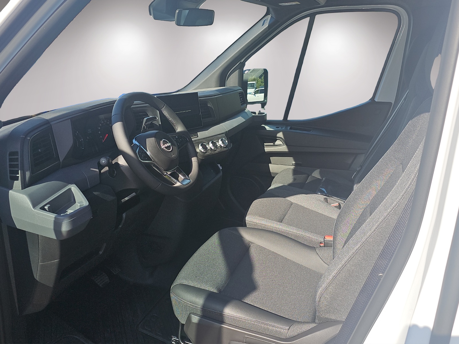 NISSAN Interstar 3.5 DKab.-Ch. L3H1 2-image-5