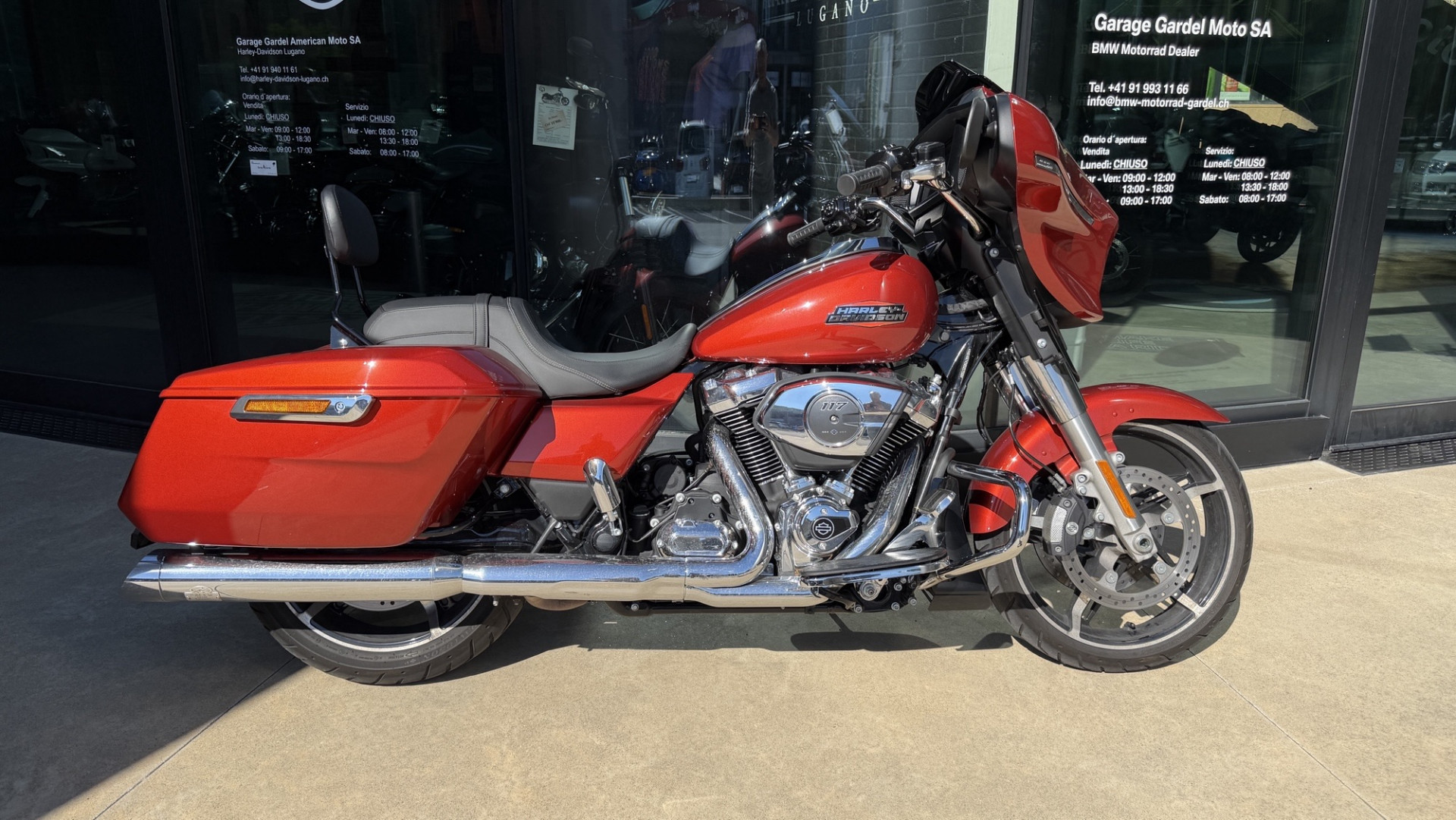 HARLEY-DAVIDSON FLHX 1923 Street Glide 117
