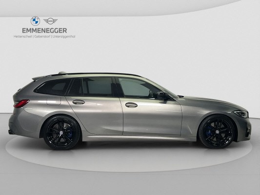 BMW 330i xDriveTouring MSport-image-4