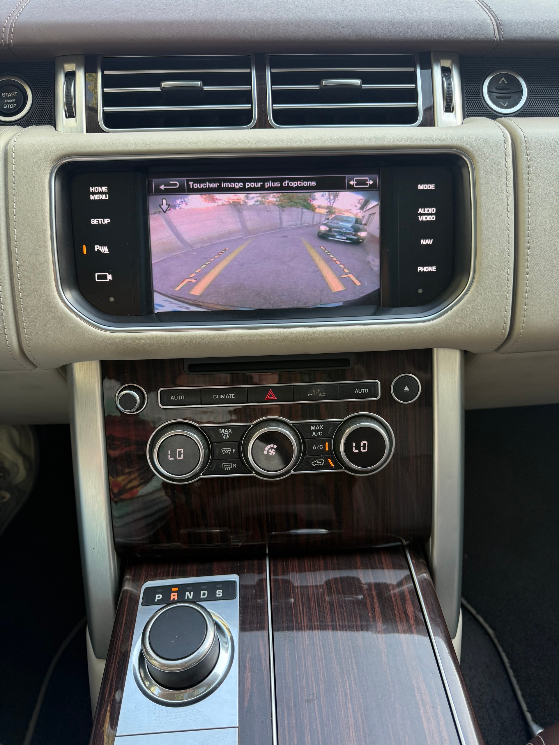 LAND ROVER Range Rover 4.4 SDV8 Autobiography Automatic-image-10