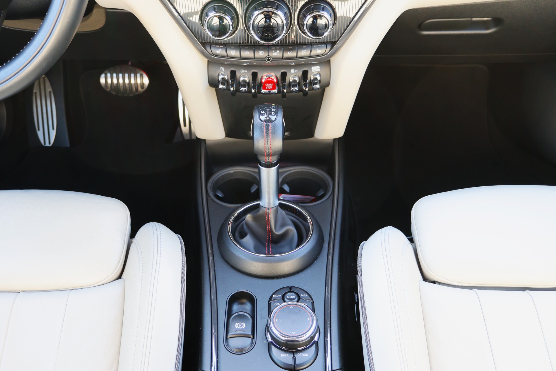 MINI Countryman John Cooper Works ALL4 Steptronic-image-10