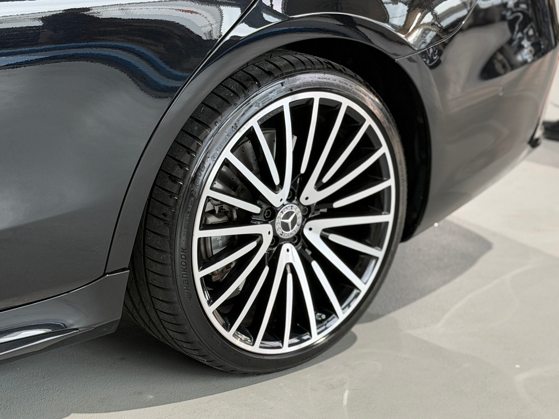 MERCEDES-BENZ S 400 d L AMG Line 9G-Tronic (CH)-image-25