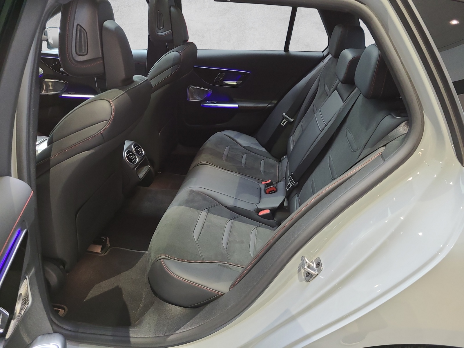 MERCEDES-BENZ C 43 AMG Executive Edition 4matic T-showroom-element-1
