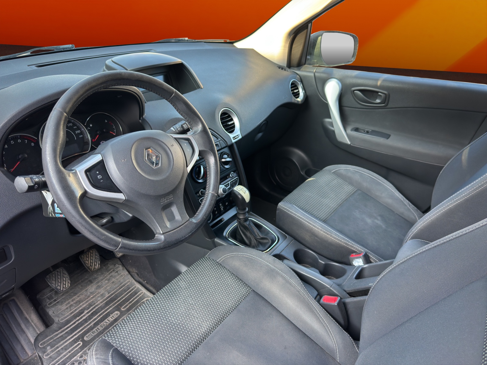 RENAULT Koleos 2.5 Expression 4x4-image-8
