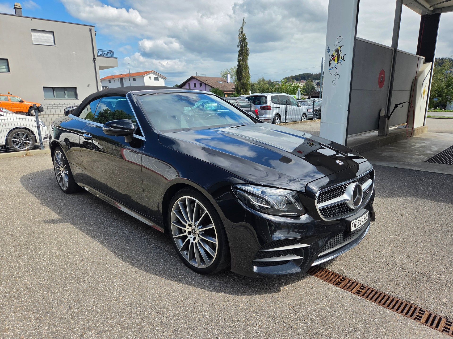 MERCEDES-BENZ E 400 AMG Line 4matic-image-1