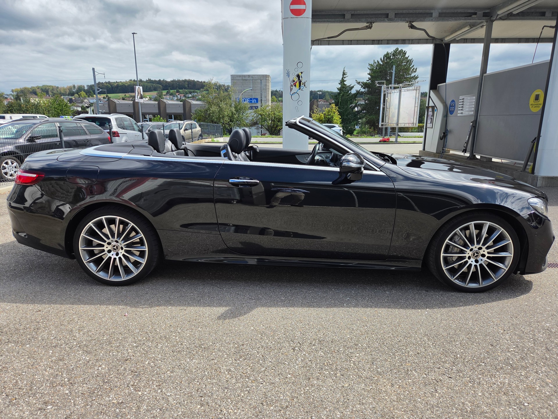 MERCEDES-BENZ E 400 AMG Line 4matic-image-5