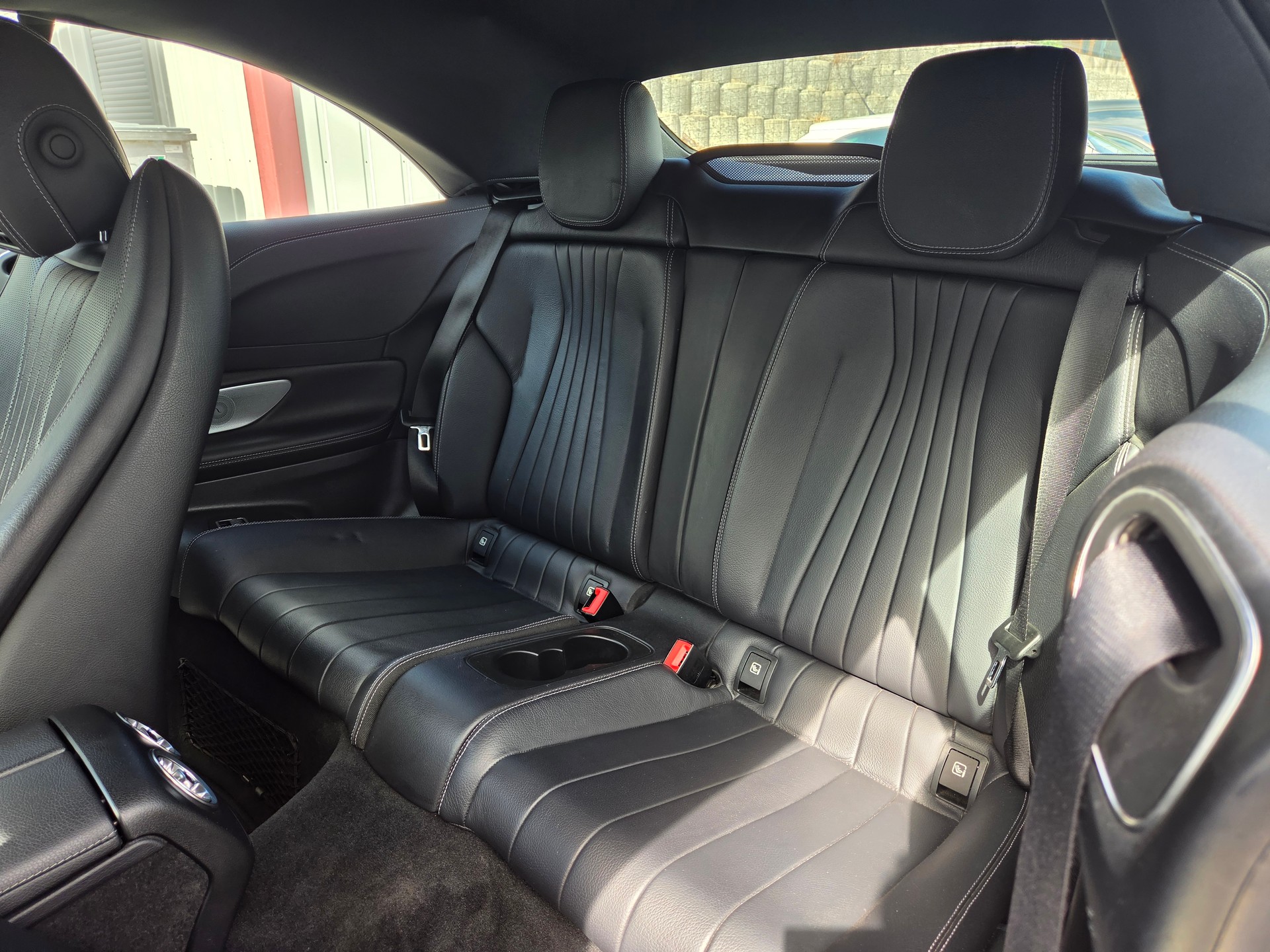 MERCEDES-BENZ E 400 AMG Line 4matic-image-11